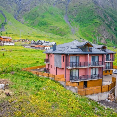 Devdaraki Apartments Kazbegi Exteriör bild