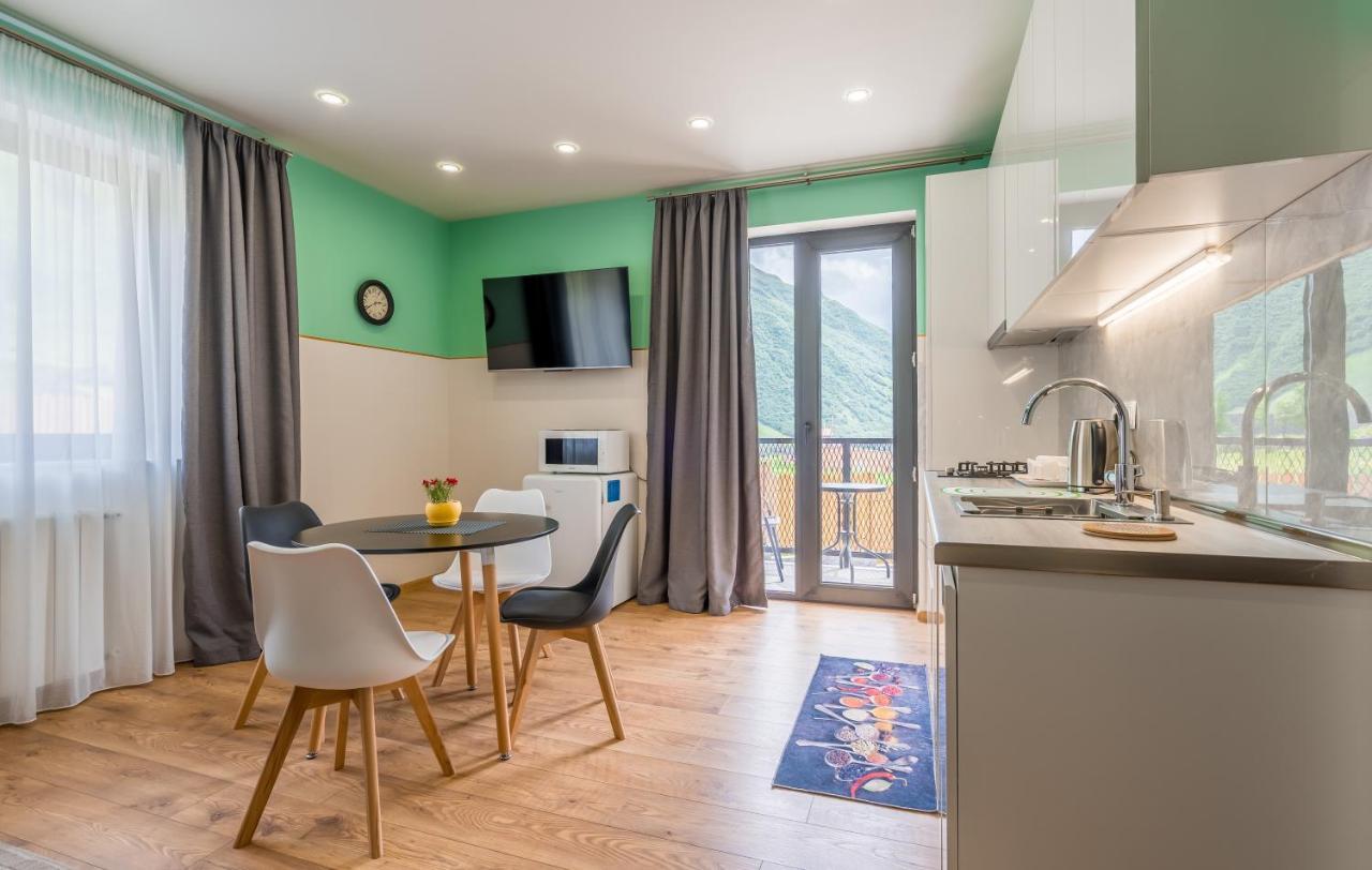 Devdaraki Apartments Kazbegi Exteriör bild