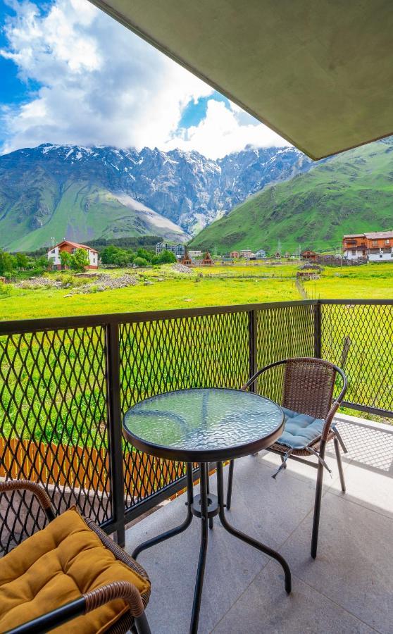 Devdaraki Apartments Kazbegi Exteriör bild