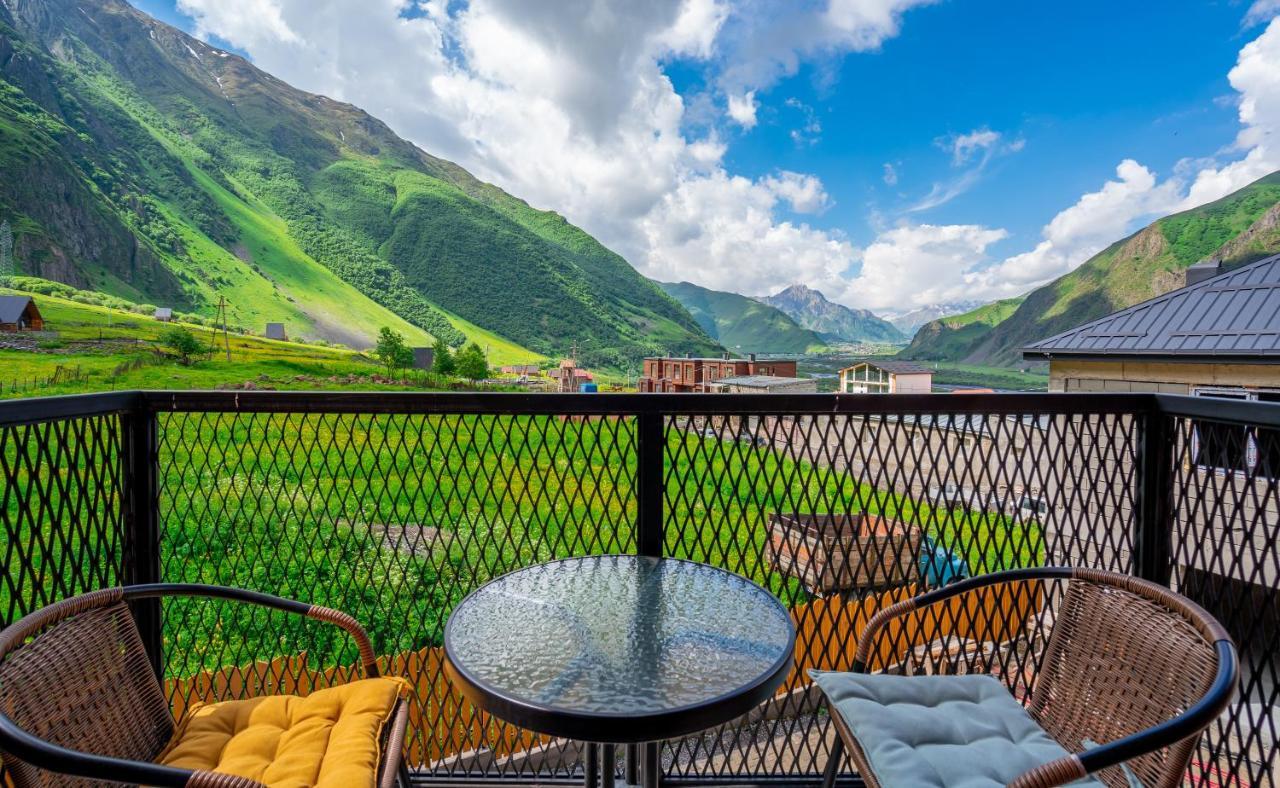 Devdaraki Apartments Kazbegi Exteriör bild
