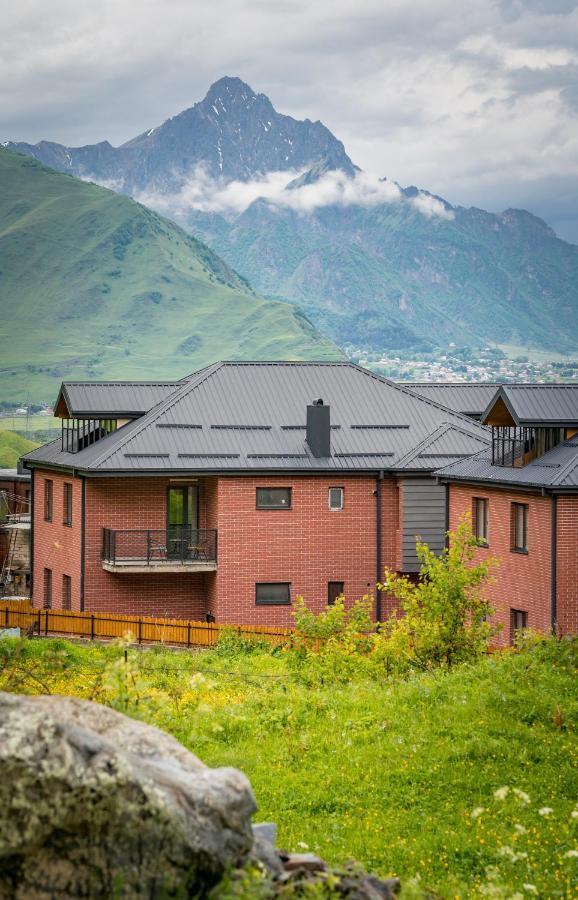 Devdaraki Apartments Kazbegi Exteriör bild